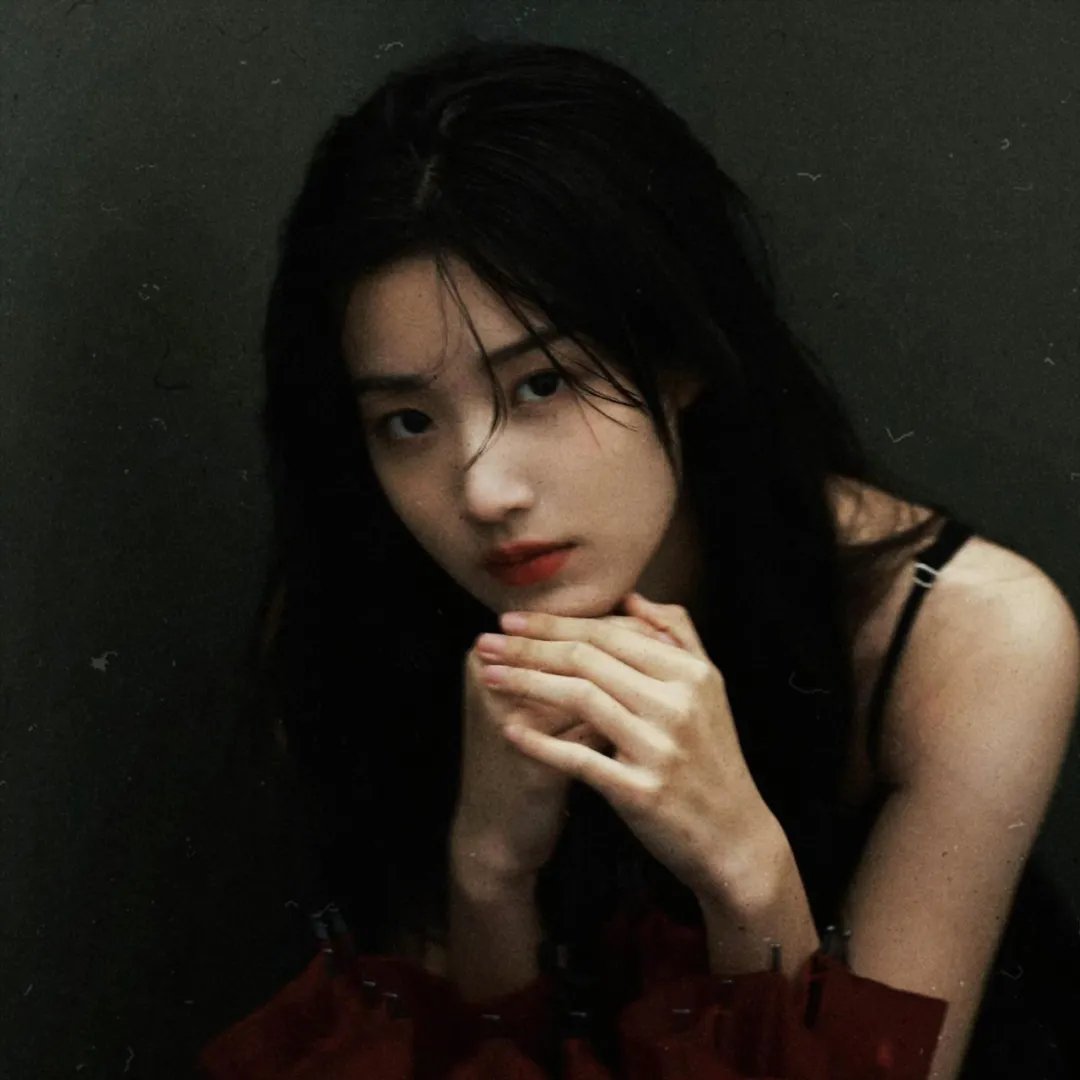 赤裸女羔羊